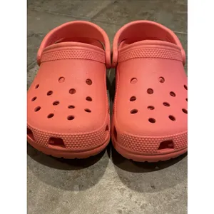 CROCS Coral Waterproof Clog Sandals Shoes Unisex Size M4 W6 thumbnail 4