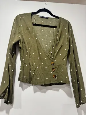Abercrombie Olive Polka Dot Wrap Blouse Small like new thumbnail 4