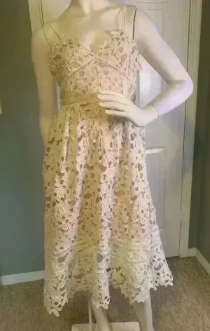 Unbranded Self-Portrait Lace Midi Dress White Size Small. thumbnail 1