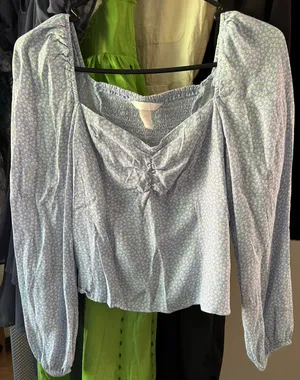 H&M Puff Sleeve Blouse thumbnail 2