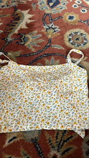 Hollister Floral Spaghetti Strap Crop Top thumbnail 3