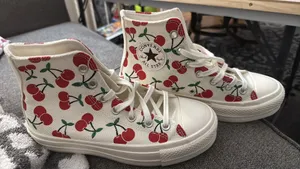 Cherry Converse Platform thumbnail 1