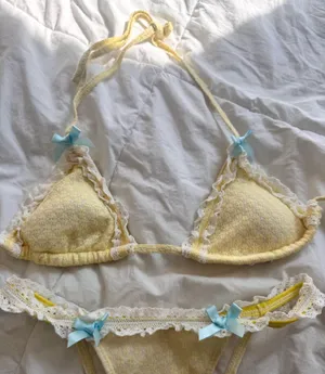 Yellow bikini set Size XS thumbnail 2