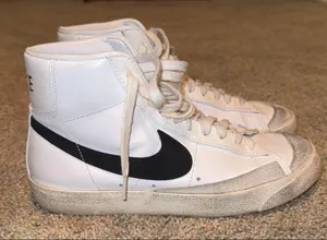 Nike Blazer Mid 77 thumbnail 1