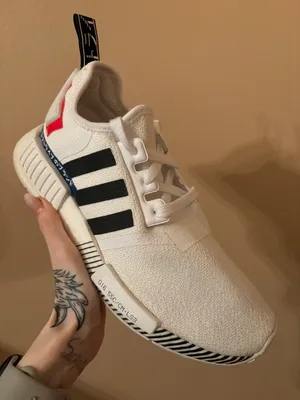 NMD_R1 ‘Japan Colorblock’ thumbnail 3