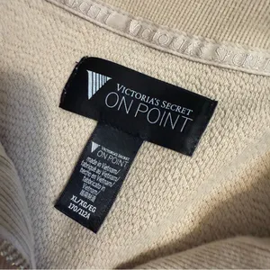 Victoria's Secret Beige crop‎ sweatshirt thumbnail 3