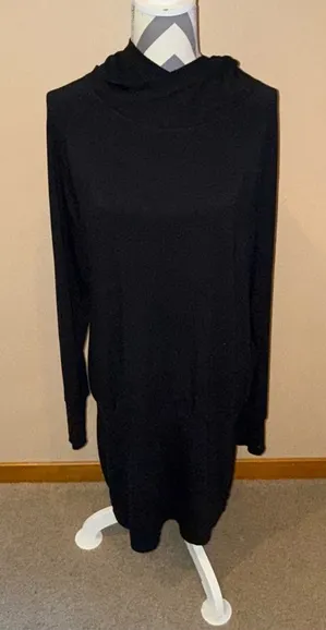 Athleta Black Long Sleeve Dress/Tunic thumbnail 1