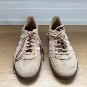 Adidas Handball Spezial Lace Up Sneakers Women’s size 9 thumbnail 2