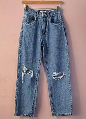 Cotton On Medium Wash Blue Ripped Knee Loose Straight Jean Size 4 EUC thumbnail 1