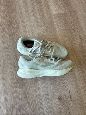 Brooks Women's Adrenaline GTS24 thumbnail 3
