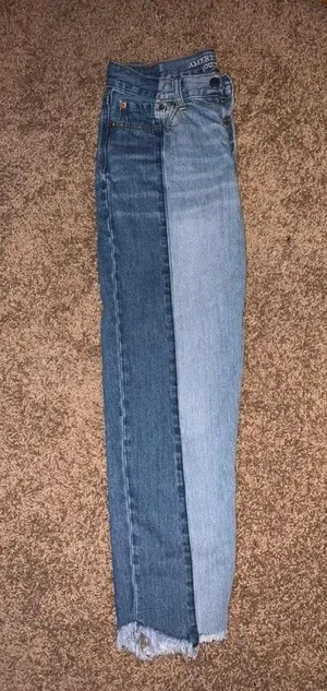 American Eagle Jeans thumbnail 3