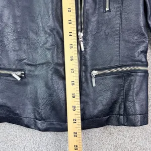 Halogen Moto Jacket Women XS Petite Black Faux Leather Biker Edgy Quilted Sleeve thumbnail 5