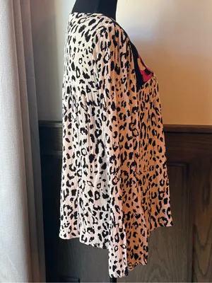 Embroidered Floral Yoke Leopard Print boho peasant top large Euc thumbnail 4