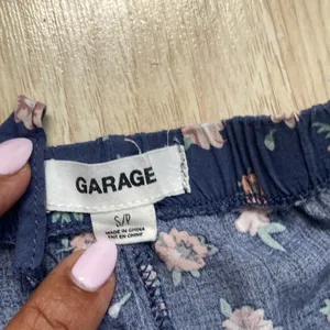 Garage Blue Floral Flowy Shorts Size Small thumbnail 5
