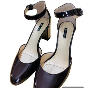ALEX MARIE PATENT LEATHER ANKLE STRAP HEEL SIZE 9 burgundy color thumbnail 4