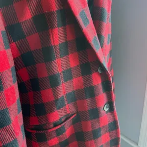 Vintage GAP Christmas Holiday Wool Blend Plaid Buffalo Check Red Black Blazer L‎ thumbnail 4