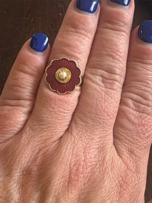 Gold Red Flower Ring with Center Accent thumbnail 1