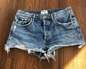 AGOLDE Parker Rocksteady Distressed Cut-off Denim Jean Shorts Size 29 A026E-811 thumbnail 1