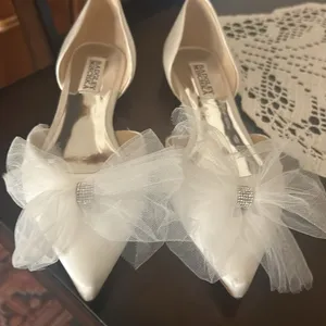 Wedding shoes thumbnail 2