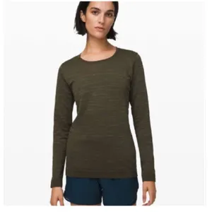 Lululemon Swiftly Relaxed Fit Long Sleeve‎ Shirt Women's Size 8 Green Athleisure thumbnail 4