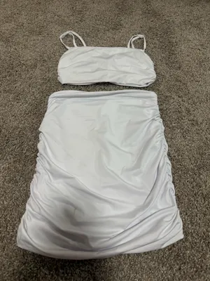 Amazon Two-Piece Set thumbnail 2