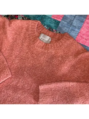 Everlane 65% WOOL Blend Coral Bouclé Woman’s Cozy Sweater, Size Small Outdoor thumbnail 2