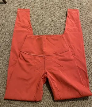 Lululemon Wonder Under Leggings thumbnail 1