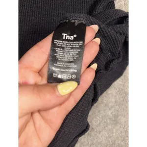aritzia tna black waffle knit top long sleeve xs thumbnail 6
