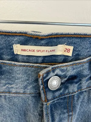 Levi’s Ribcage Split Flare Jeans thumbnail 9