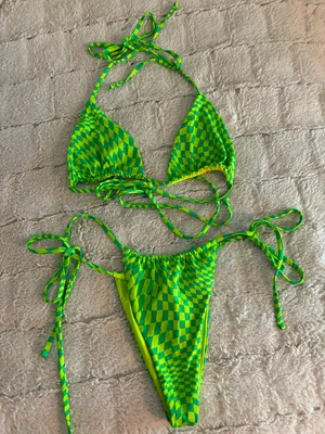 Frankie’s Bikinis Set thumbnail 1