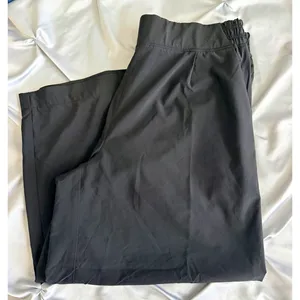 Athleta Pull-On Track Pants Elastic Waist Black Petite 12P Straight Leg thumbnail 1