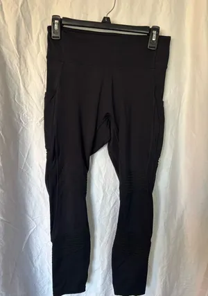 Motion 365 By Fabletics Black High-Waisted Leggings Size Medium thumbnail 1
