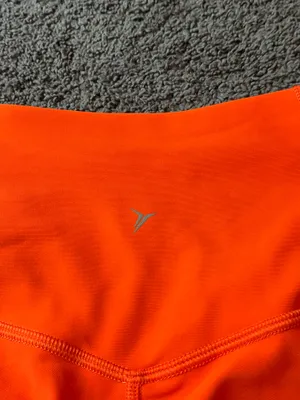 Old Navy Active Biker Shorts thumbnail 3
