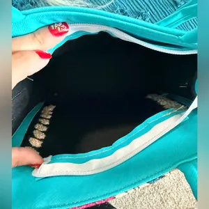 Artisan Vibrant Blue Tote with Floral Embroidery thumbnail 4