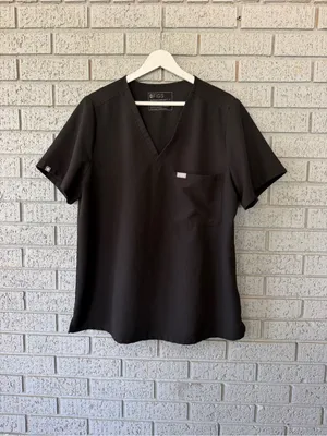 Figs Catarina One Pocket Scrub Top Black Size XL thumbnail 2