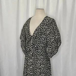 FAITHFULL THE BRAND Massimo Midi Dress Floral Blossom Village Tie Front Small thumbnail 7