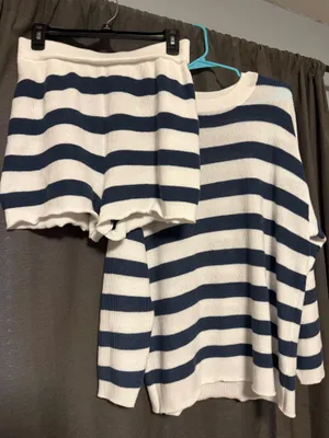 Striped Set Amazon Two-Piece Sweater Shorts thumbnail 2