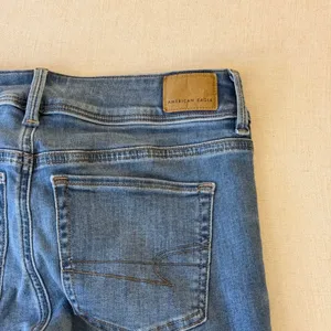 American Eagle Kick Boot Next Level Stretch Jeans Womens 4 Short Blue thumbnail 10