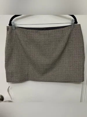 NWT Reformation Carla Houndstooth Mini Skirt | Preppy Tailored Designer Skirt thumbnail 2