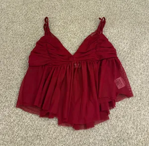 Princess Polly tank top thumbnail 1