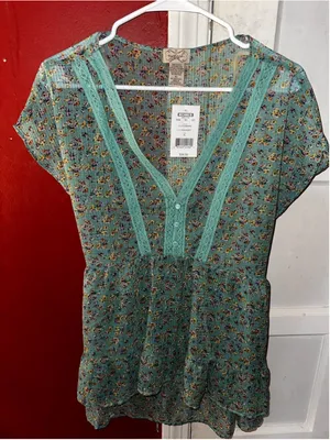 Eyelash Couture Boho Fairy Floral V-Neck Top Lace Trim Prairie Coquette XL NWT thumbnail 2