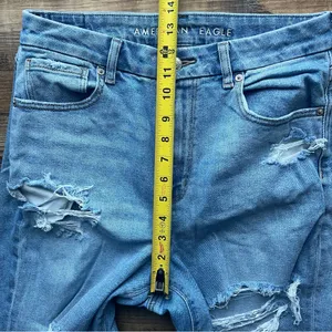American Eagle Womens Curvy Mom Jeans Light Wash Distressed High Rise Size 8 Reg thumbnail 4