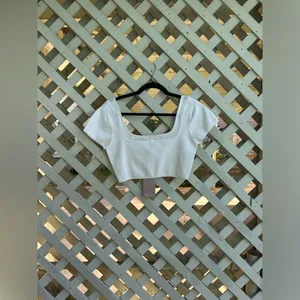 ❤️MESHKI Penelope Pointelle Knit Crop Top thumbnail 2