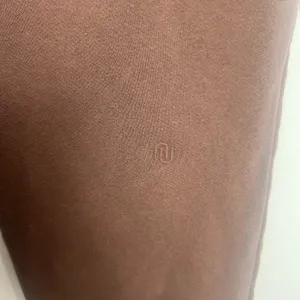 Nuuds Cozy Brown Sweatpants in Brown thumbnail 7