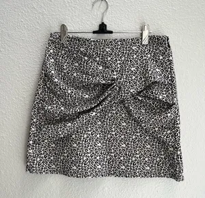 ZARA Cheetah Print Skirt thumbnail 1