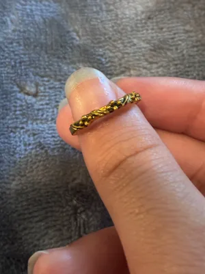 Beautiful Vintage-Style Gold Filigree Wedding Band Piece thumbnail 3