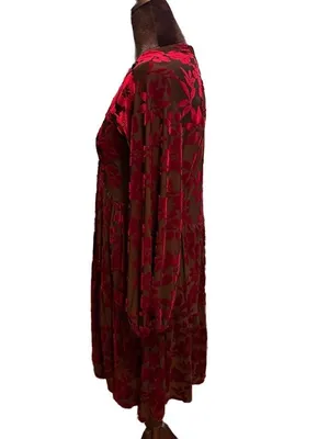 Just... Taylor Burgundy Floral Burnout Velvet Tiered V-Neck Dress Size 6 thumbnail 3