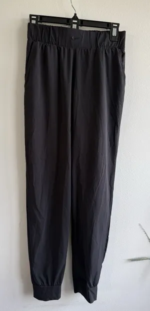 Nike Dri Fit‎ Womens Jogger Pants Black Elastic Waist Pockets XS thumbnail 1