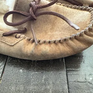 UGG Dakota Slipper‎ Moccasin Tan Woman’s Size 8 thumbnail 4