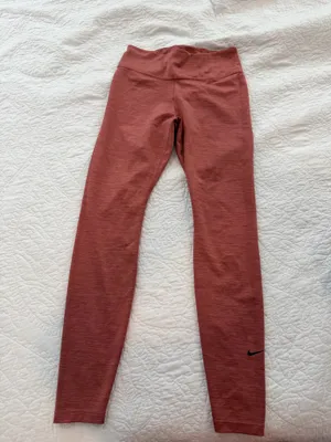 Nike Dri-Fit Leggings thumbnail 2